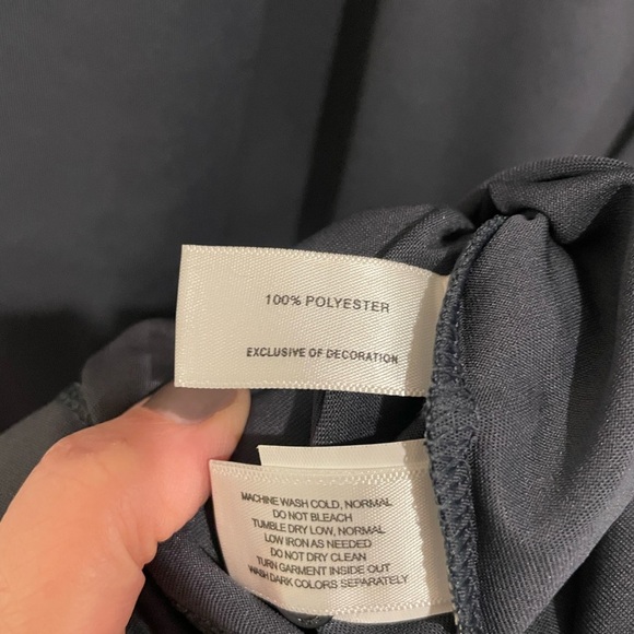 Women’s Gray Cutter & Buck Polo Drytec shirt - Picture 3 of 4